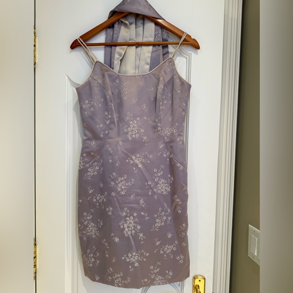 Chic Mauve Floral Backless Dress